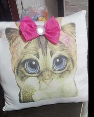 Cojín estampado con un gato